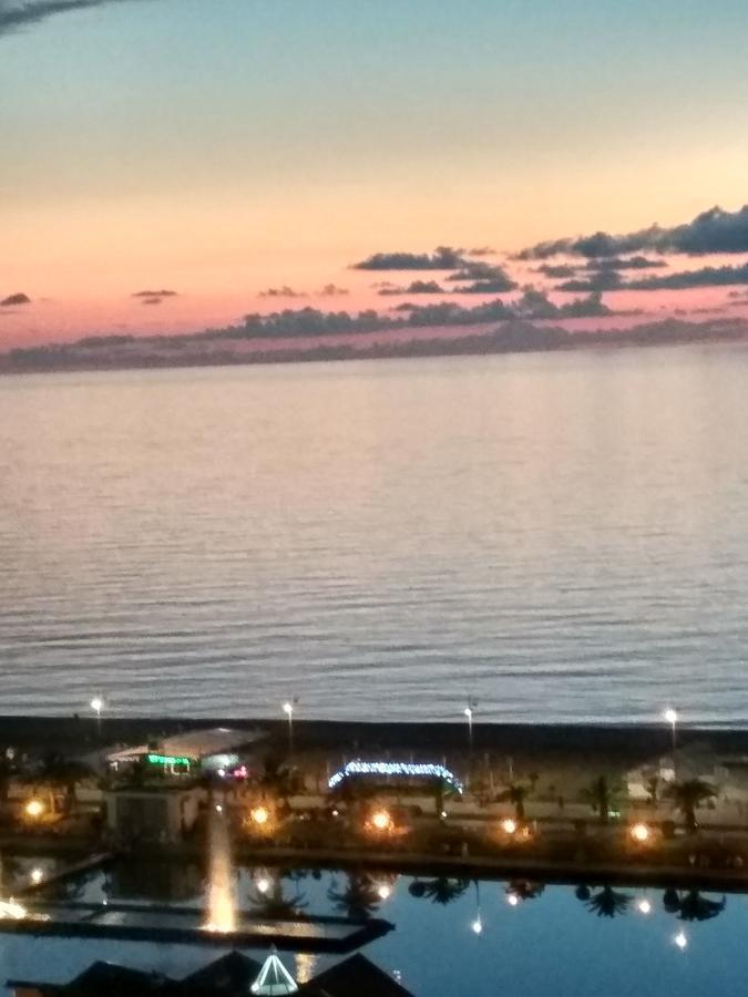 Апартамент С Видом На Море Batoemi Buitenkant foto
